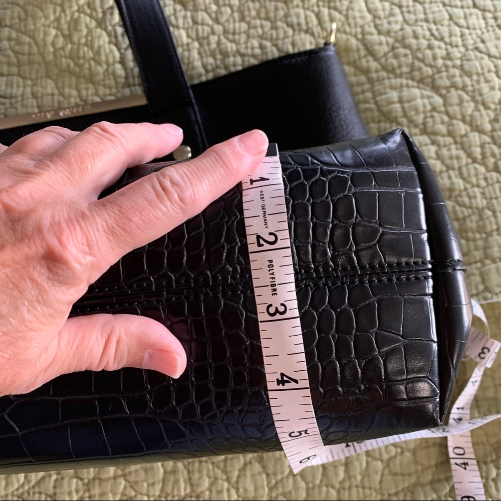 Steve Madden Black Tote Bag - Picture 13 of 16